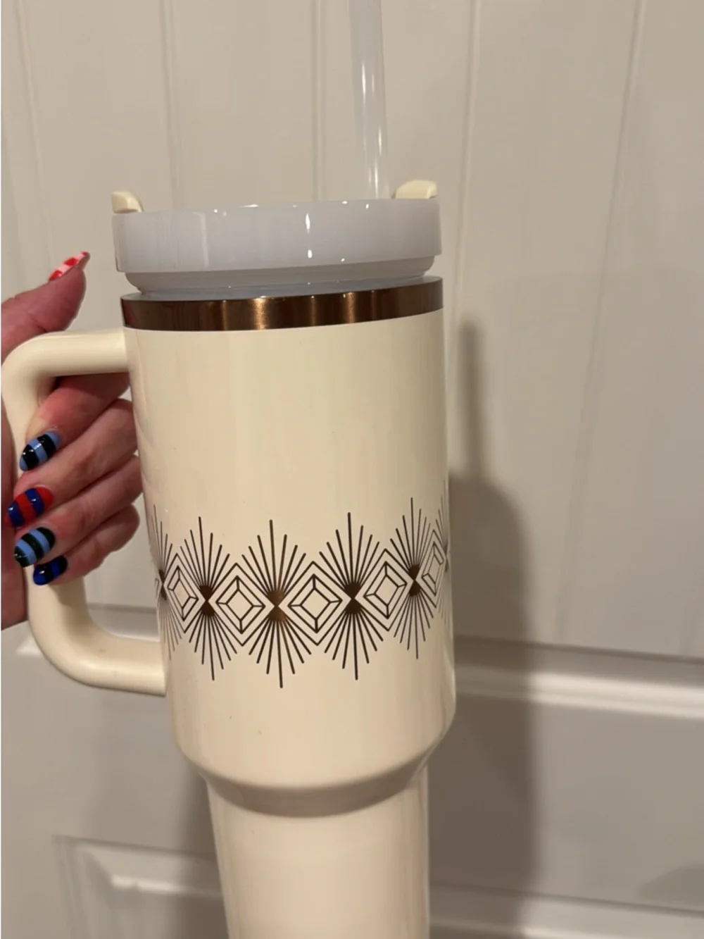 Stanley Quencher Deco Collection H20 Flowstate Tumbler Cream Gloss 40oz - Picture 1 of 1